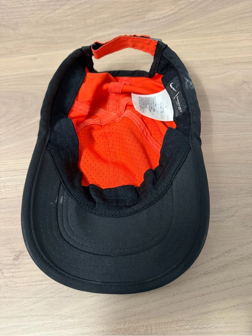 Nike Dri Fit Kids Featherlight Ball Cap Hat Size 4/7 Orange Black